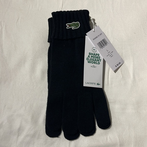 Lacoste Winter Gloves - Picture 4 of 4